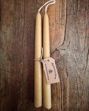 Φόρτωση εικόνας στο εργαλείο προβολής Συλλογής, Χειροποίητα Μελισσοκέρια / Handmade Beeswax Candlesticks